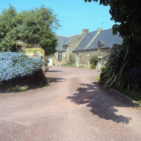La Metairie du Vauhariot - Maison d'hôtes de Charme Vue Mer&Piscine Intérieure Chauffée-2